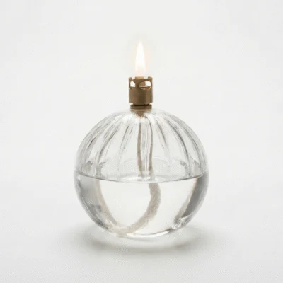 Lampe à huile ronde en verre strié - Fond blanc