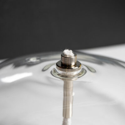 Glass Oil Lamp - NO.3 - SILENCE (The Pebble) - Zoom on the wick holder