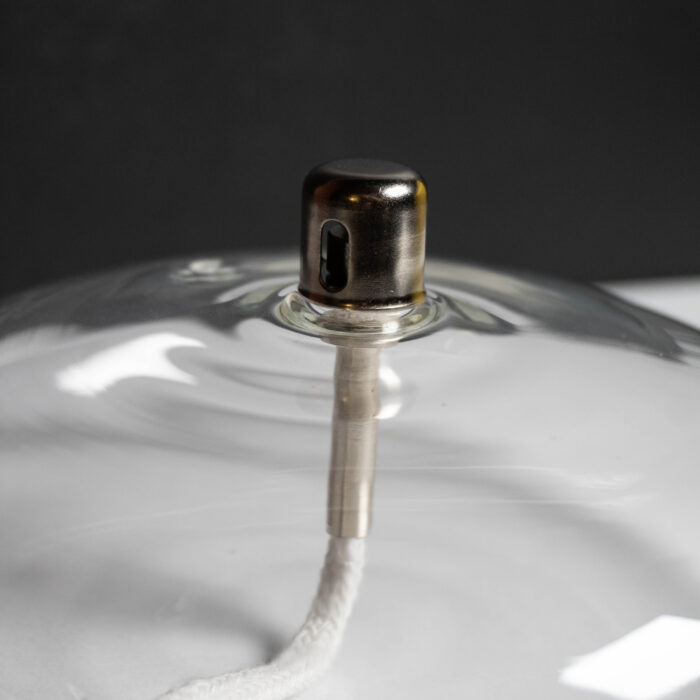 Glass Oil Lamp - NO.3 - SILENCE (The Pebble) - zoom on the wick holder close